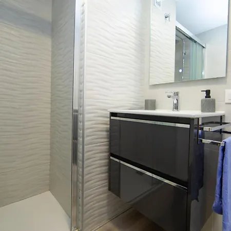 Voramar-10 By Interhome